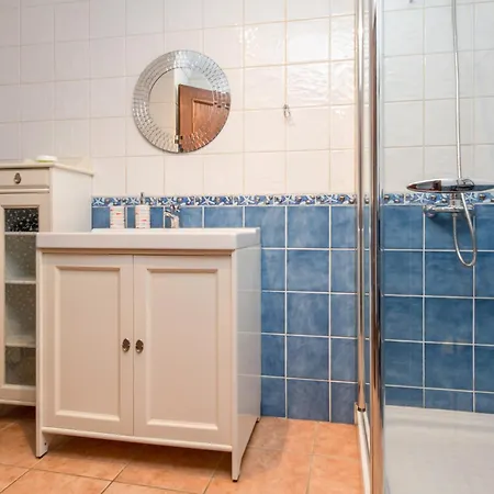 Abuelo Miguel Apartman *